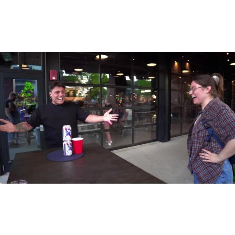 College Dropout By Juan Capill - Party Games Easy recensione e prezzo