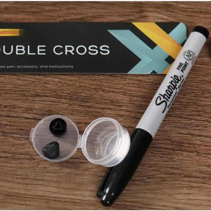 Double Cross by Mark Southwort - Party Games Easy recensione e prezzo
